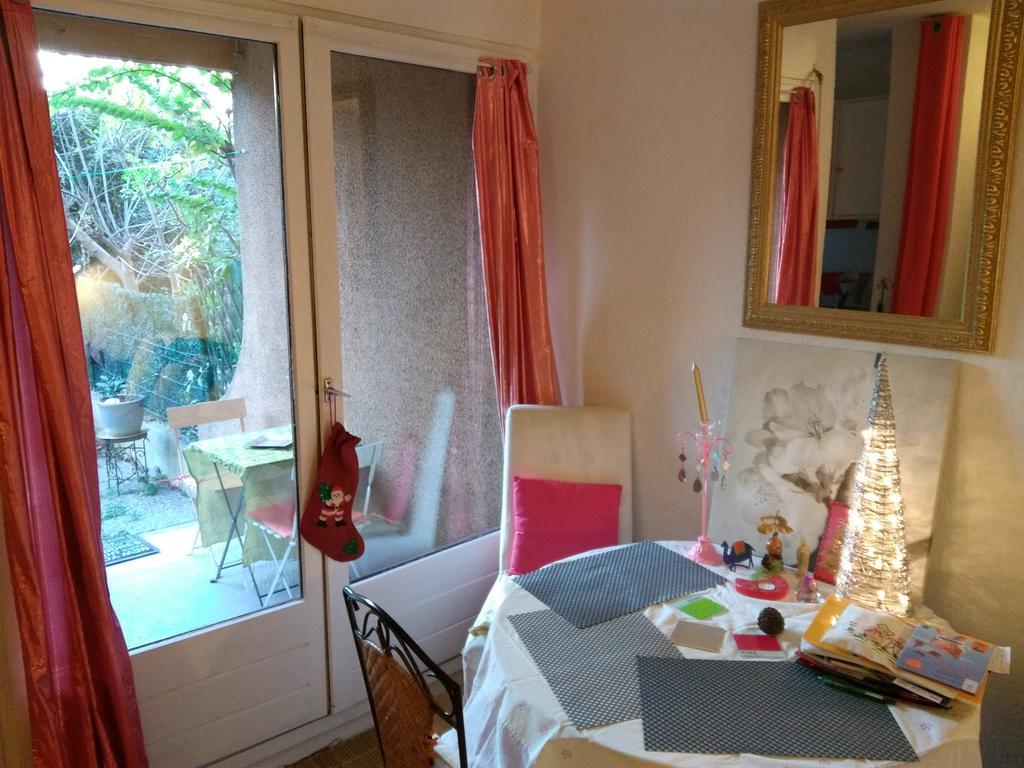 Appartement Joli Avec Jardinet
